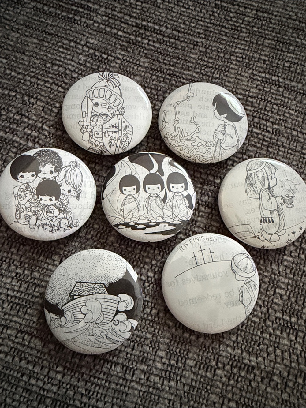 Precious Moments Black & White Illustrated Pin Button Set - 7 Vintage Style Pins